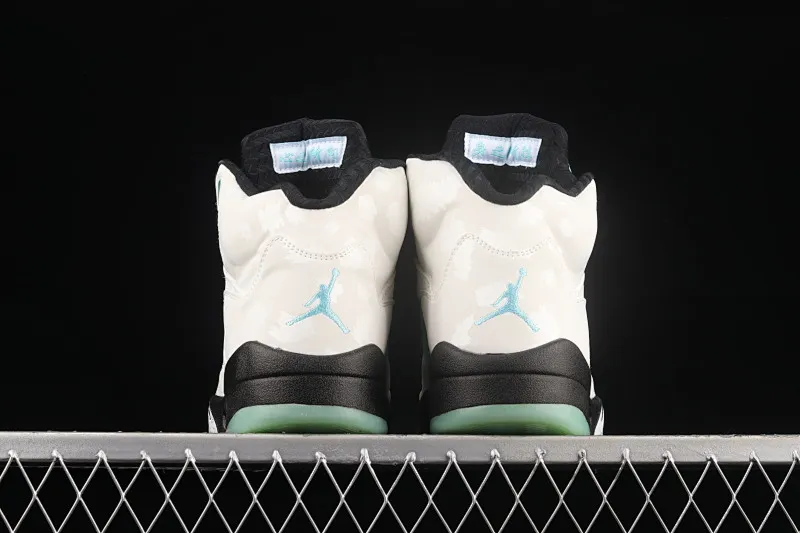 All categories Air Jordan Jordan series basketball shoes Air Jordan 5 G version Air Jordan 5 "Island Green" AJ5 Joe 5 Snow Leopard 3M Reflective Guo Ailun's same style CN2932-100